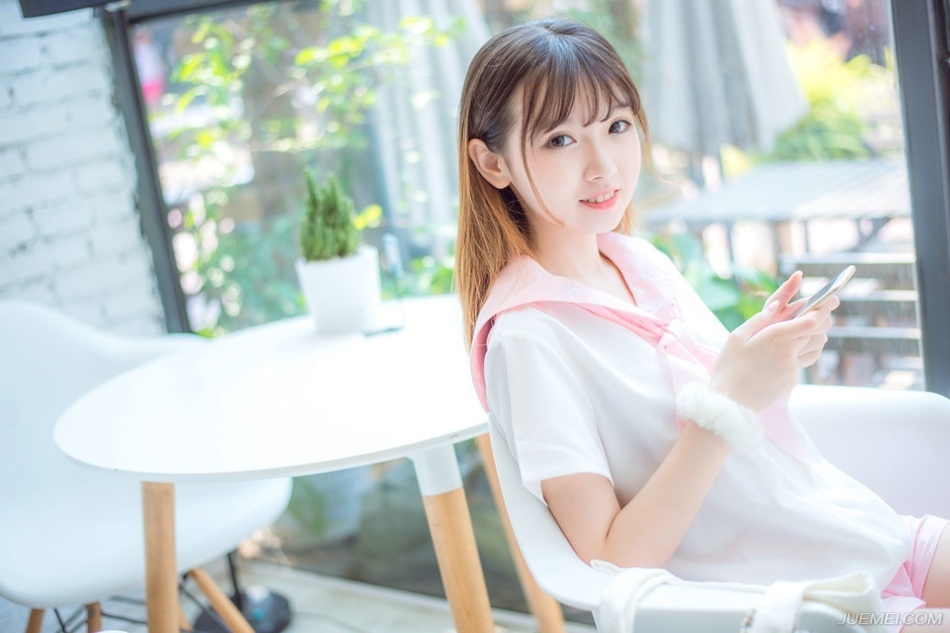 知道的不要全说，听到的不要全信。这样生活才会安宁。